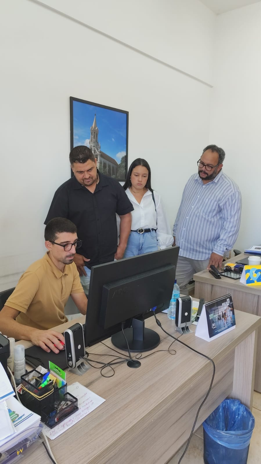 Câmara de Entre Rios de Minas recebe visita do vice-presidente da câmara de Ouro Branco