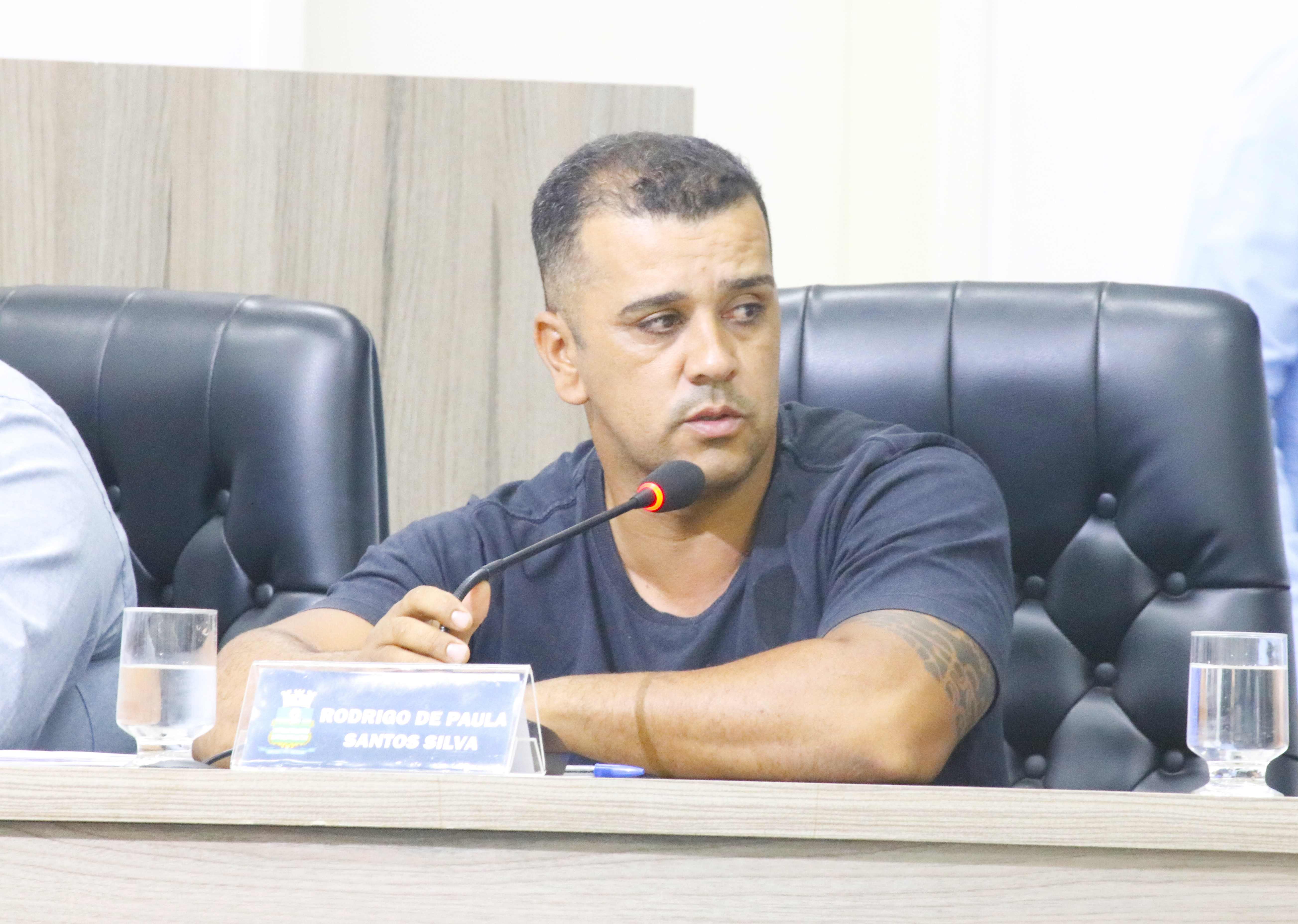 Informações sobre aumento da cota de exames laboratoriais são, mais uma vez, cobradas por vereador