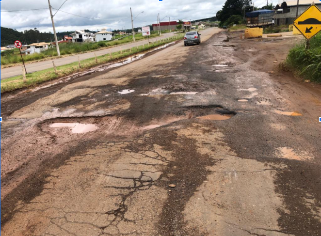 Vereadores cobram novamente do DER a intervenção urgente na MG-270